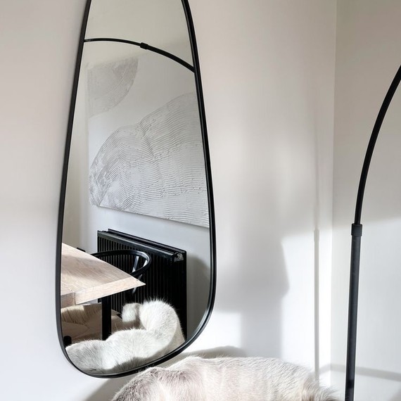 Дизайнерское зеркало нестандартной формы gm-m2